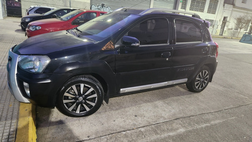 Toyota Etios 2014 1.5 Cross