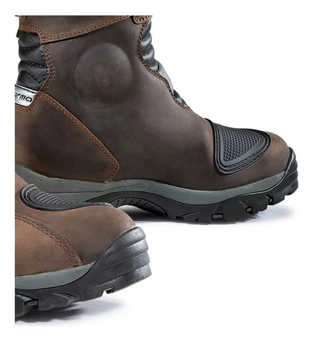 Botas Adventure Low Wp Café Forma