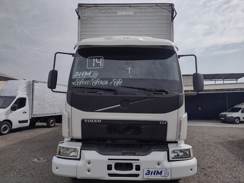 VOLVO VM 270 ANO 2014 IMPECÁVEL 