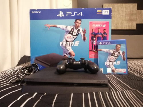 Play Station 4 Slim , 1tb , Fifa 19 Y  Dualshock (negro)