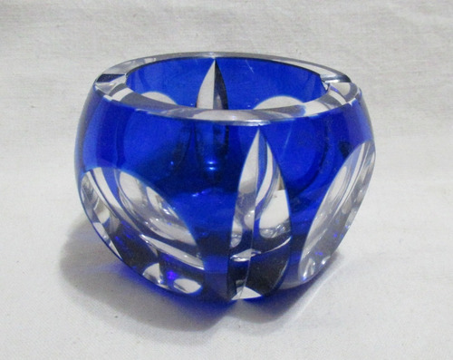 Cenicero Cristal Azul Tallado Encamisado Sin Cachaduras