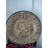 Gran Plato De Bronce Repujado Antiguo