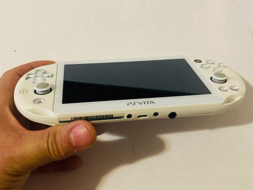 Sony Ps Vita Slim 1gb Standard Color  Blanco