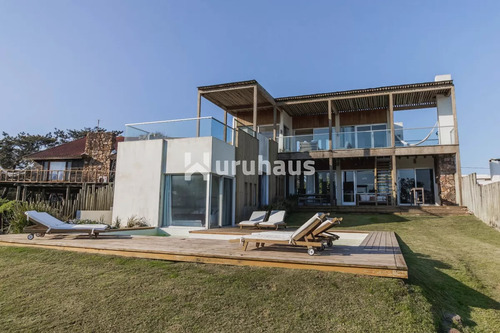 Casa En Venta - Punta Ballena - Primera Linea - Imagen 2