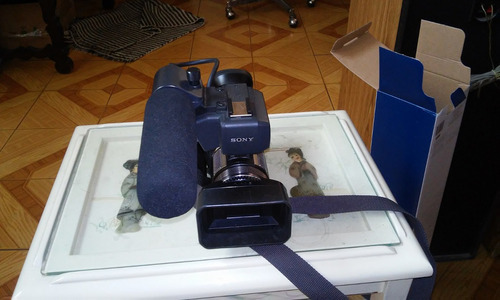 Sony Hvr-a1n Camara De Video Profesional Hd Con Accesorios