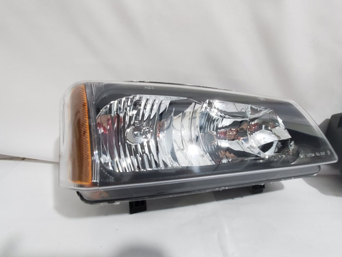 Faro Chevrolet Silverado Cheyenne 2003-2004-2005-2006  Foto 3