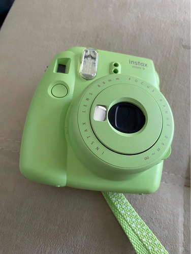 Camara Instax Mini9