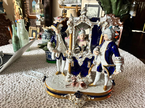Escultura Porcelana Royal Dux Carruaje Arte Antigüedades