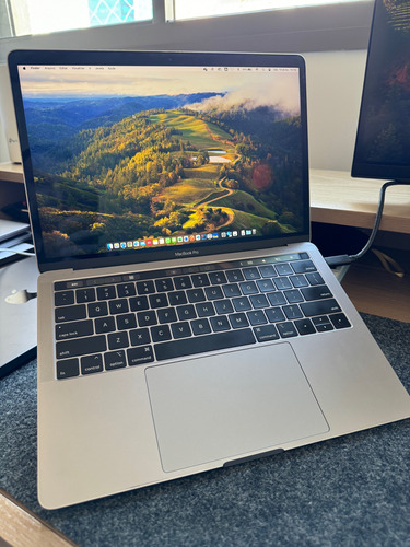 Macbook Pro 2018 13 , Intel Core I5 8gb/ram 512gb/ssd