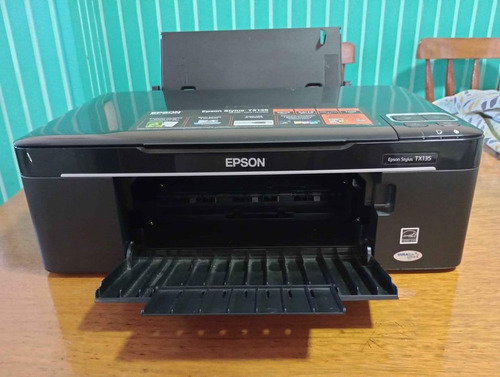 Impresora Epson Multifunción Stylus Tx135 Color Negro