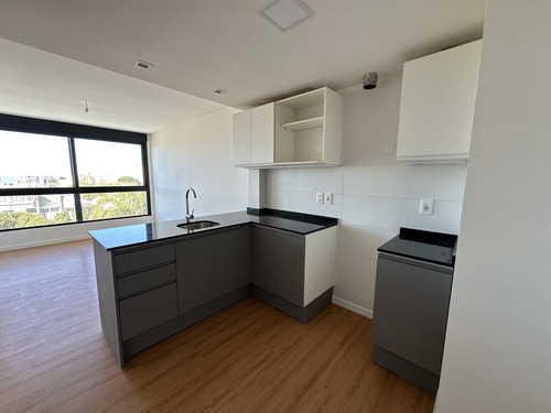 Venta De Apartamento De 1 Dormitorio Malvín Salentis Litore - Imagen 2