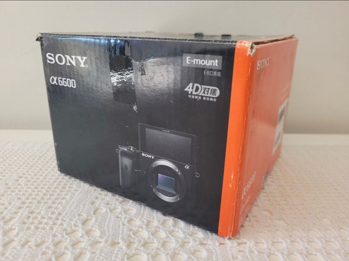 Kit Câmera Sony A6600 Mirrrotless + Lente Zoom Sony 16-50mm