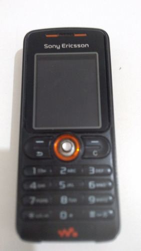 Celular Sony Ericson W200i Com Defeitos Para Uso De Peças