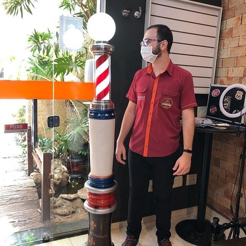 Poste De Barbeiro De Piso Decoração Barbearia