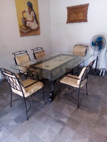 Comedor De Herrería Con 6 Sillas Y Hermoso Centro.