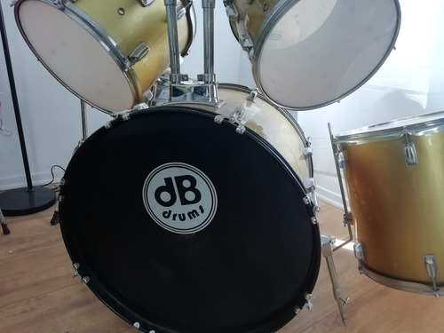 Bateria Db Drums, Completa