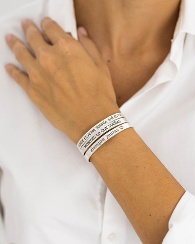 Pulsera Esclava Personalizada En Plata Grabada Para Mujer