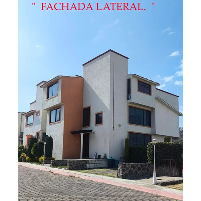 Remato Casa . Coral Acozac Club De Golf, T.- 258 M2, C.- 244 M2, 5 Rec., 4.5 Baños, Acepto Créditos. | MercadoLibre
