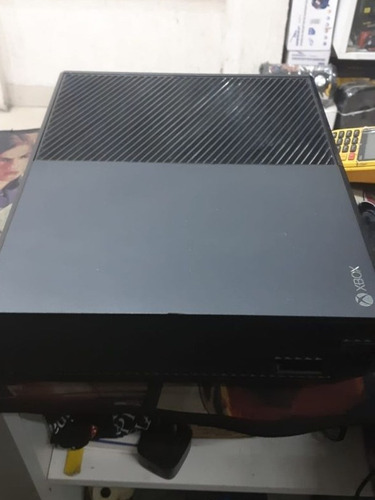 Xbox One Semi Novo