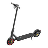 Patinete Scooter Elétrico Xiaomi Mi Electric Pro 2 Trotinete Cor Preto-estrelado