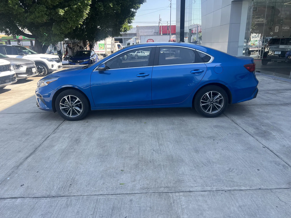 Kia Forte 2023 - Imagen 2