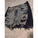 Short Jean Elastizado. Bicolor Roturas Delante . Talle L