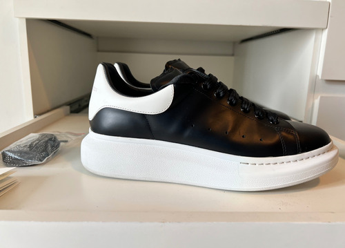 Alexander Mcqueen Y Dolce & Gabbana Oversized Sneakers