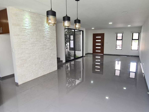 Estrena Casa En Zen Life, 4 Recámaras, 3.5 Baños, Jardín, C.284 M2 - Imagen 3