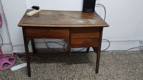 Escritorio Antiguo De Madera 