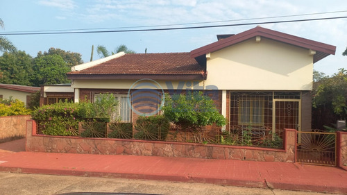 Casa En Venta 3 Dorm Z/av. Fco De Haro Y Bustamante 