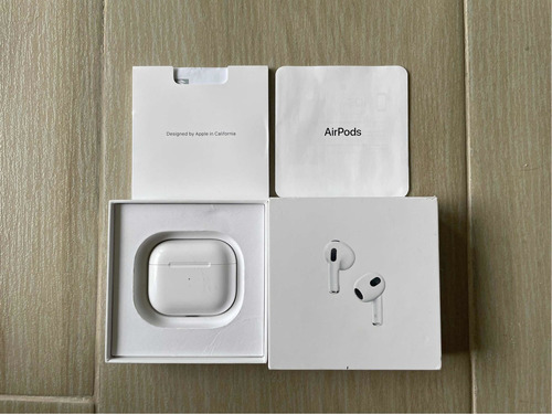 Apple AirPods 3