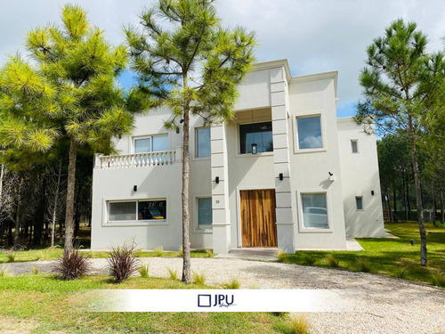 Casa En Venta Costa Esmeralda Barrio Marítimo Iv