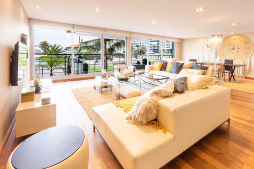 Espectacular Apartamento Con 3 Suites En Buceo - Imagen 2