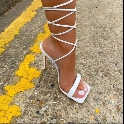 Sandalias De Tacón Alto Con Tiras Para Mujer En Color Negros