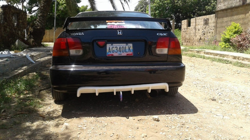 Lip, Difusor Tuning De  Parachoque Trasero Honda Civic 96/00 Foto 3