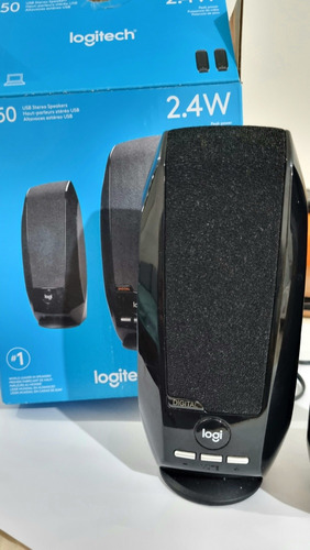 Parlantes Logitech