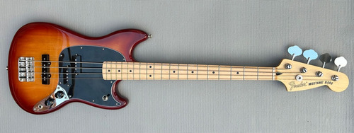  Contrabaixo Fender Mustang  Pj Mn Sienna Sunburst 