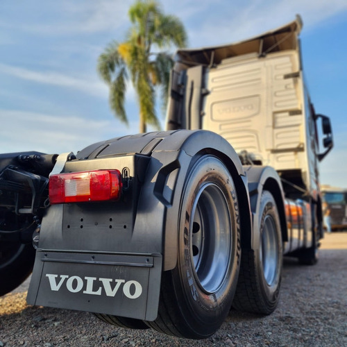 CAMINHÃO VOLVO FH460 CAVALO TRUCADO 6X2 2020 - GLOBETROTTER