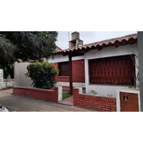 Oportunidad! Chalet En Zona Residencial- Ph