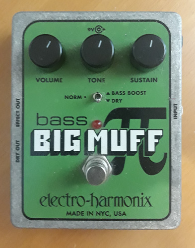 Pedal Electro Harmonix Bass Big Muff - Fuzz Para Baixo
