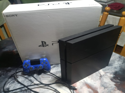 Ps4 500gb (1 Mando)  On 2 Juegos