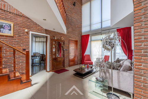 Venta Exclusiva Casa 3 Dormitorios En El Prado - 2 Plantas - Barbacoa - Piscina - Padrón Único - Segunda Vivienda Independiente - Apta Banco! - Imagen 4