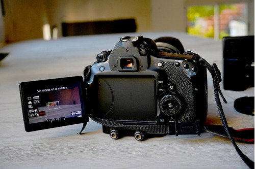  Canon Eos 60d Dslr Color  Negro 