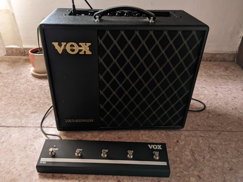 Amplificador Vox Vtx Series Vt40x + Footswitch