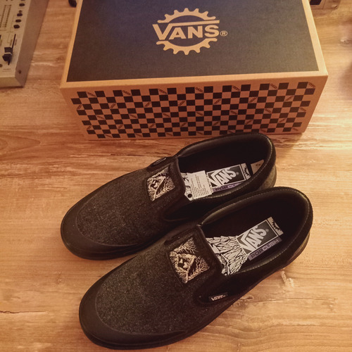 Zapatillas Vans Slip On, Bmx, Fast And Loose, Talle 43.