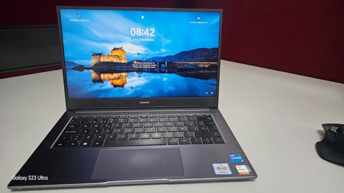 Laptop Huawei Matebook D14