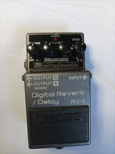 Pedal Boss Rv3 Reverb Super Conservado