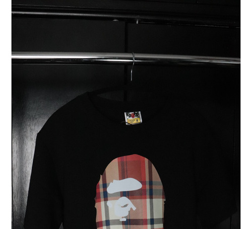 Playera Bape Negra (talla M)