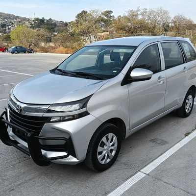Toyota Avanza 1.5 Le At | MercadoLibre