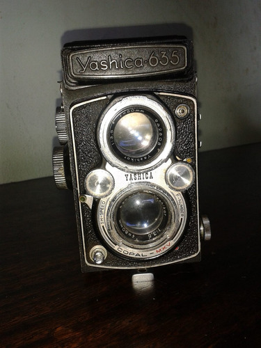 Camera Yashica 635  Antiga (only Wood770)